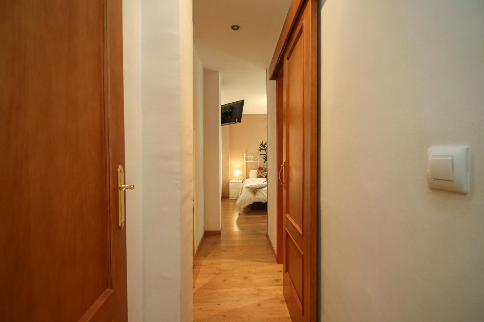 Spacious 2 Bedroom Apt In The Heart Of Triana Sevilla Eksteriør billede